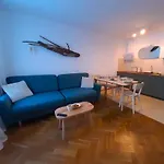 Szklar-ski *