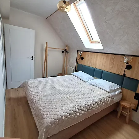Szklar-ski *